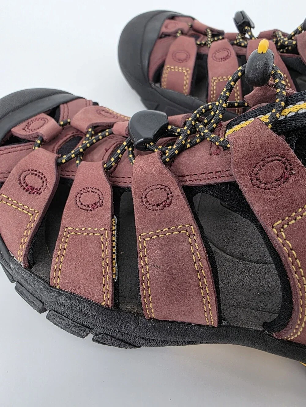 Keen Maroon Hiking Sandals, SZ 7.5